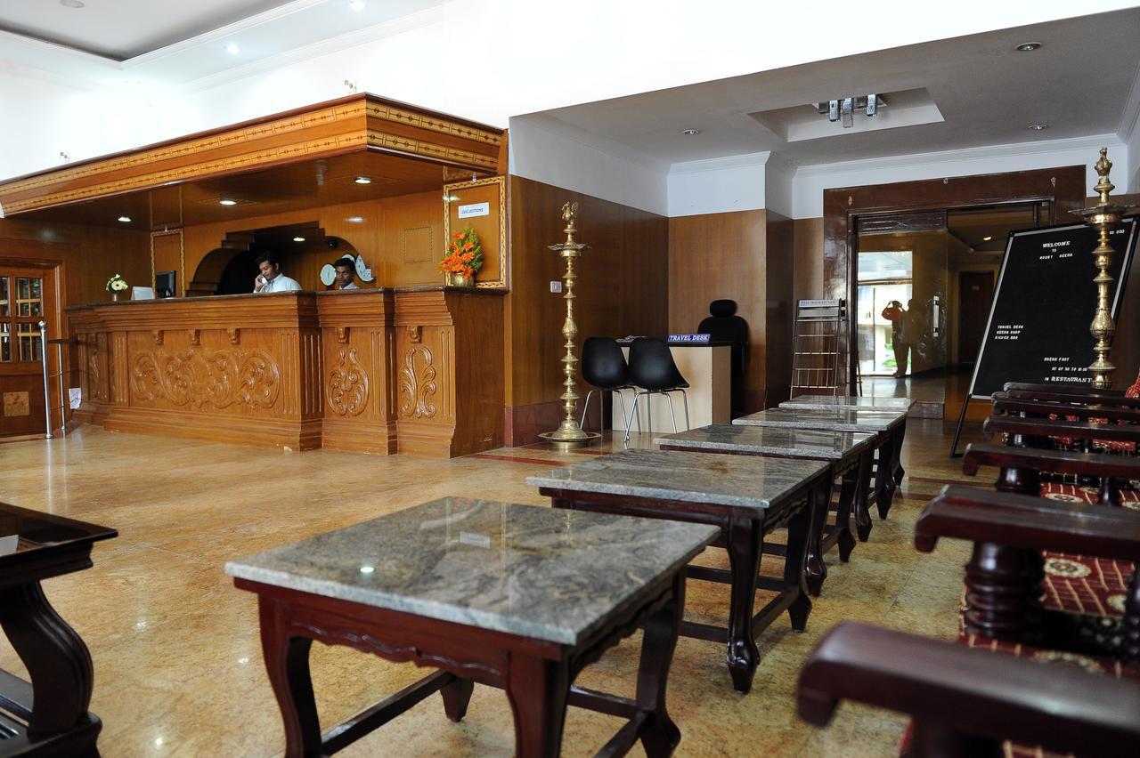 Hotel Mount Heera Chennai Esterno foto