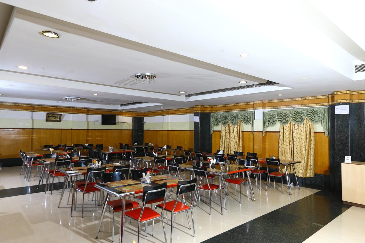 Hotel Mount Heera Chennai Esterno foto
