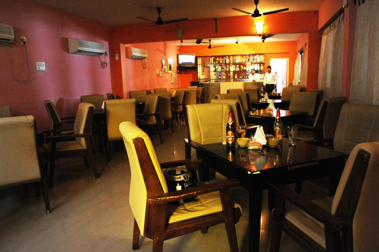 Hotel Mount Heera Chennai Esterno foto