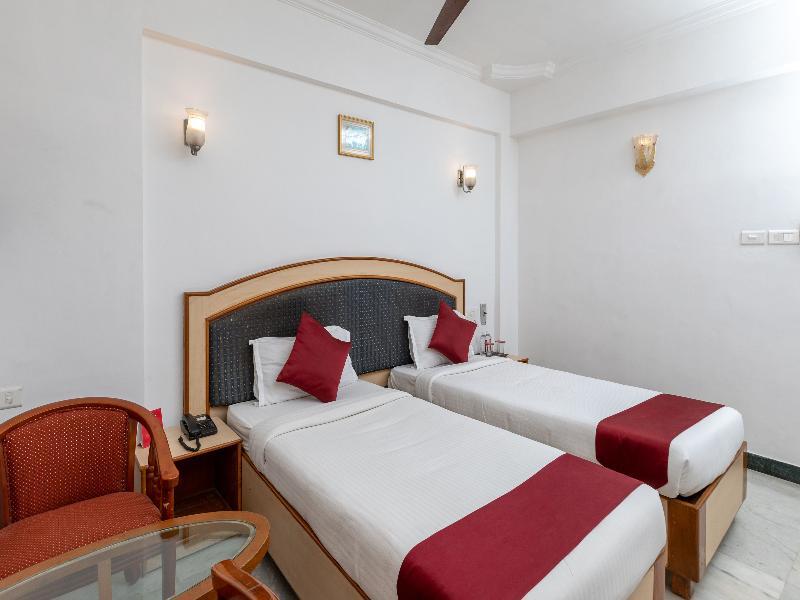 Hotel Mount Heera Chennai Esterno foto